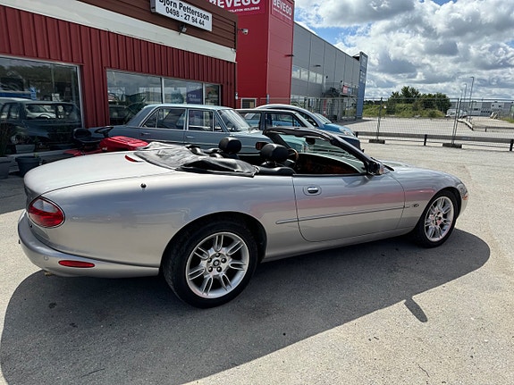 Jaguar XK 7 of 26