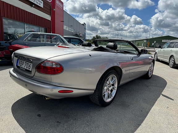 Jaguar XK 6 of 26