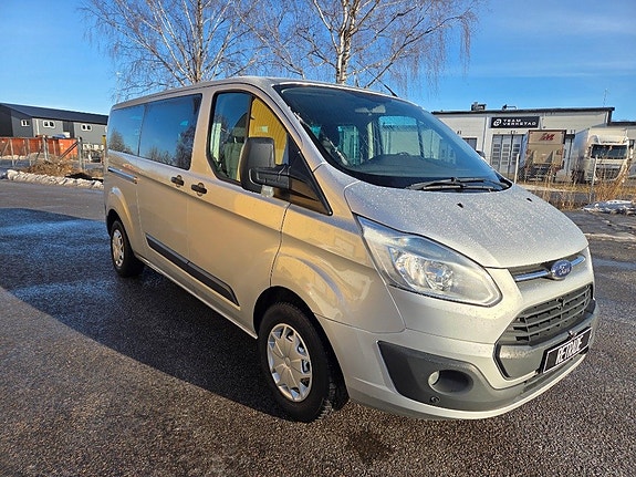 Ford Transit Custom 2 of 5