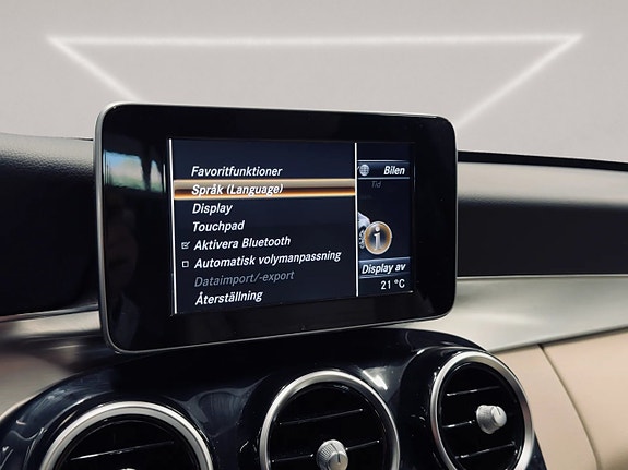 Mercedes-Benz C220 23 of 27