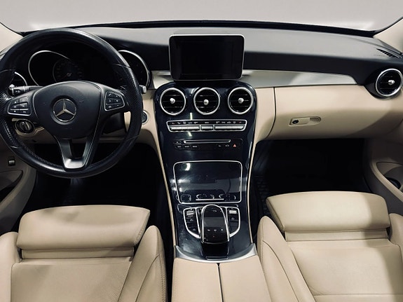 Mercedes-Benz C220 19 of 27