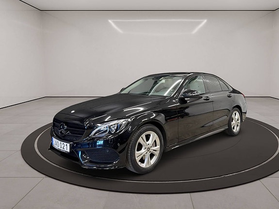Mercedes-Benz C220 3 of 27