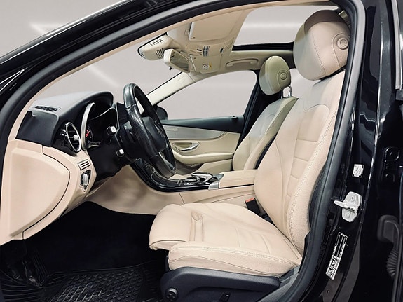 Mercedes-Benz C220 12 of 27