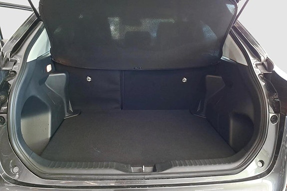 Toyota Yaris Cross 12 of 13