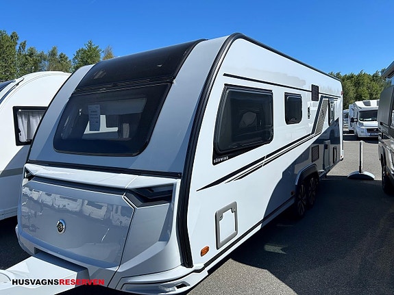 Knaus SÜDWIND BLACK SELECTION 650 UDF 2 of 21