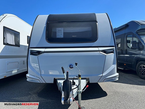 Knaus SÜDWIND BLACK SELECTION 650 UDF