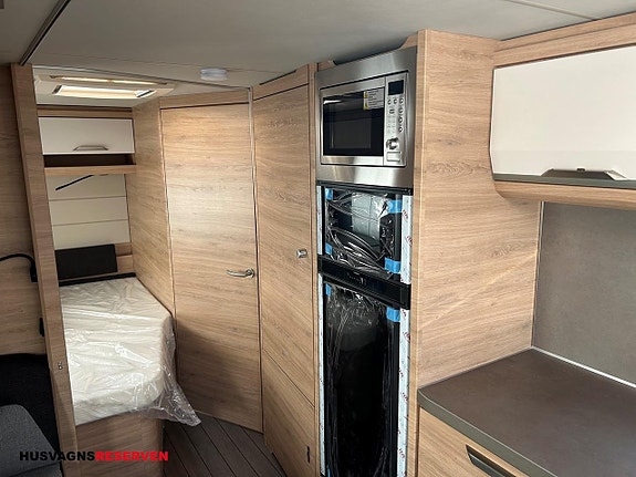 Knaus SÜDWIND BLACK SELECTION 650 UDF 15 of 21
