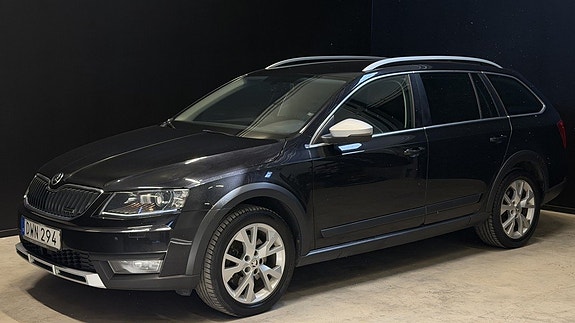 Skoda Octavia Scout 3 of 5