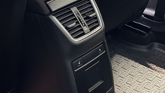 Skoda Octavia Scout 21 of 23