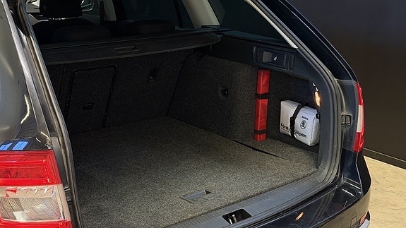Skoda Octavia Scout 23 of 23