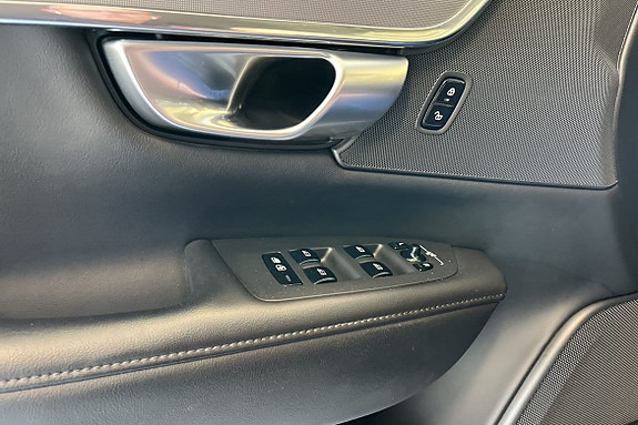 Volvo V90 13 of 14