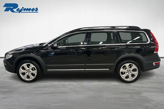 Volvo XC70 3 of 5