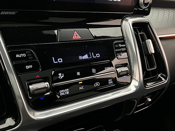 Kia Sorento 26 of 30