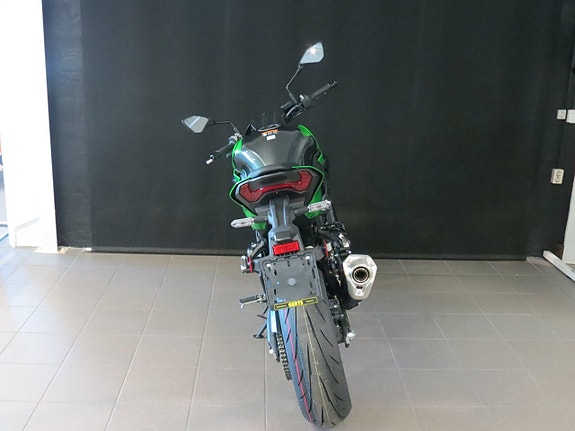 Kawasaki Z 900 5 of 6