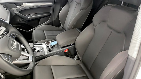 Audi Q5 8 of 14
