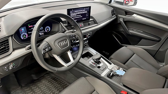Audi Q5 7 of 14