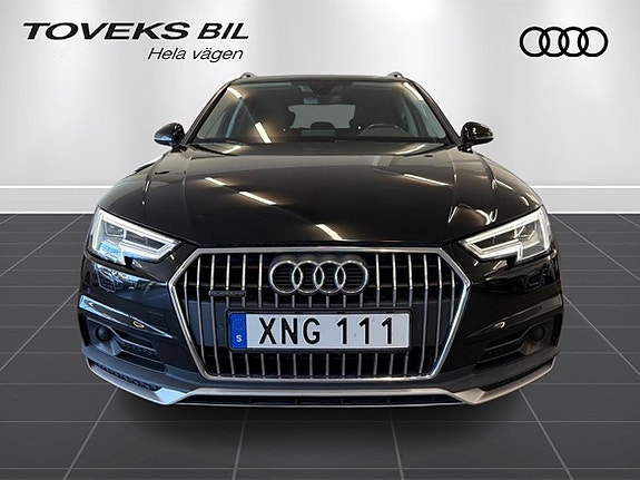 Audi A4 allroad 2 of 5