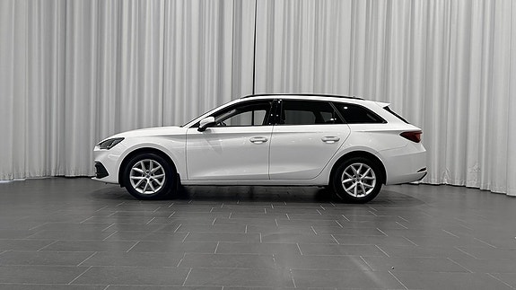 Seat Leon 2 of 5