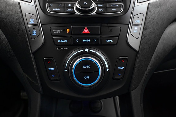 Hyundai Santa Fe 14 of 22
