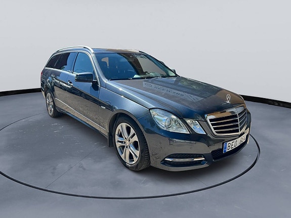 Mercedes-Benz E220