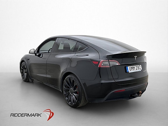 Tesla Model Y 6 of 30