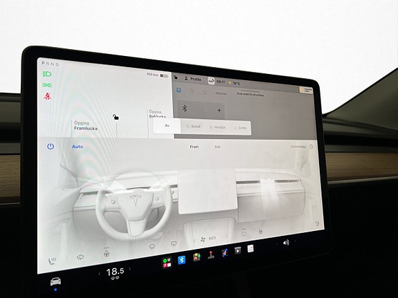 Tesla Model Y 25 of 30