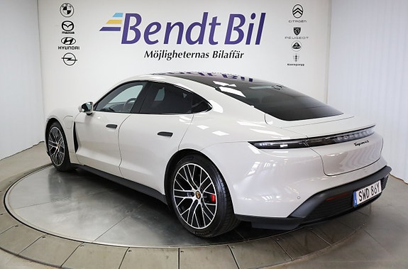 Porsche Taycan 4S 7 of 27