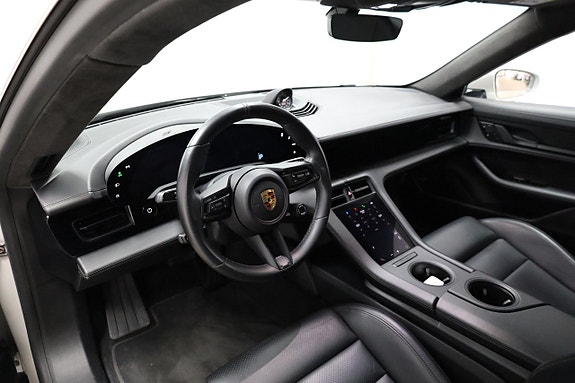 Porsche Taycan 4S 6 of 27