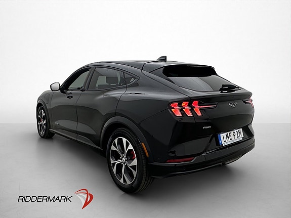 Ford Mustang Mach-E 6 of 30