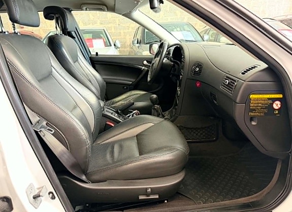Saab 9-5 8 of 22