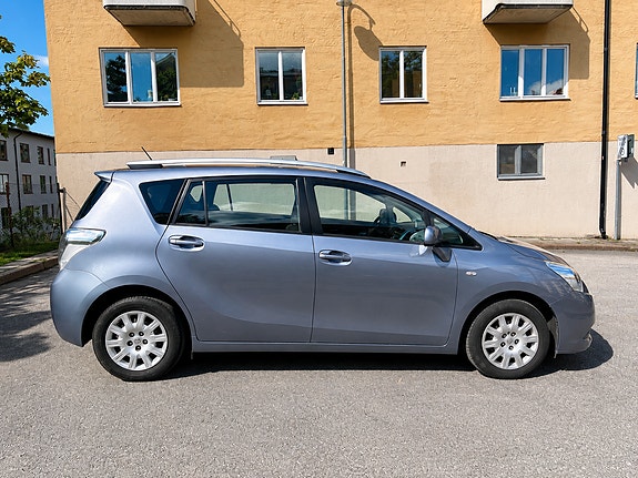 Toyota Verso 4 of 5