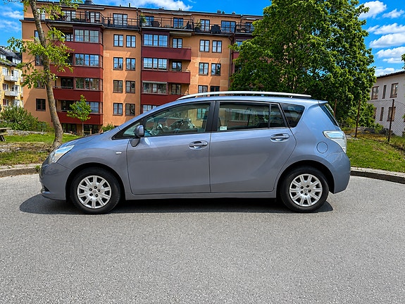 Toyota Verso 3 of 5