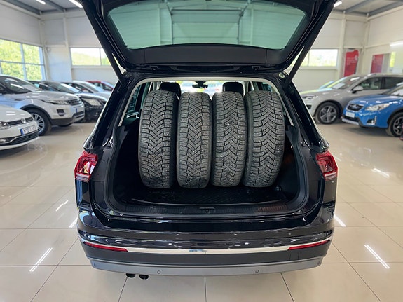 Volkswagen Tiguan 10 of 18