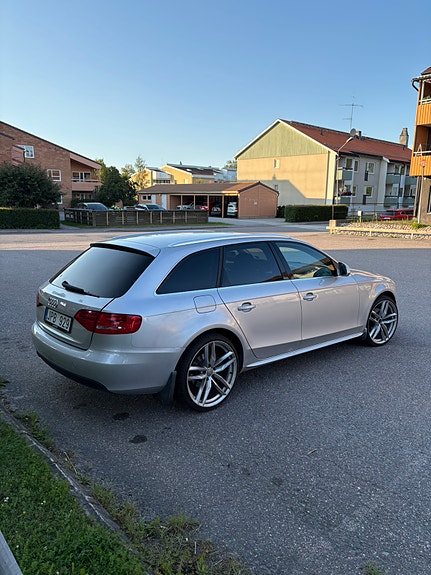 Audi A4 3 of 7