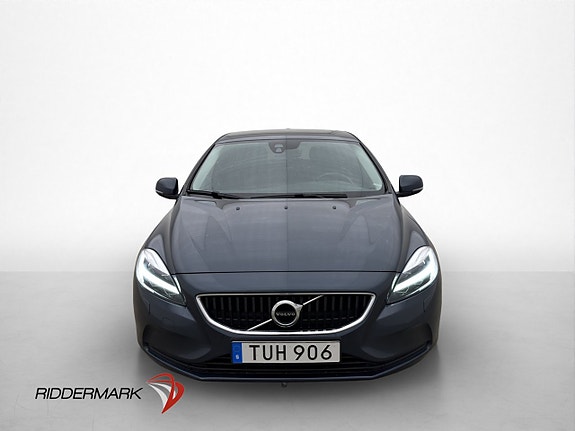 Volvo V40 3 of 5