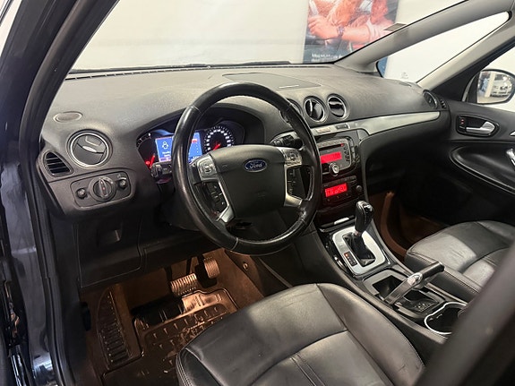 Ford S-MAX 10 of 25