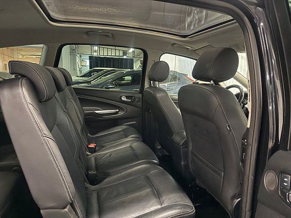 Ford S-MAX 20 of 25