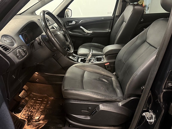 Ford S-MAX 7 of 25