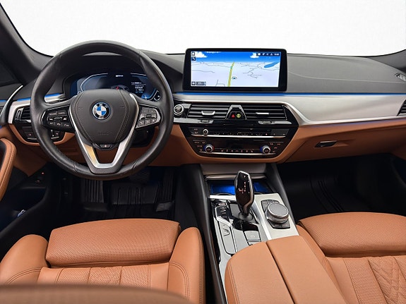 BMW 530e 12 of 30