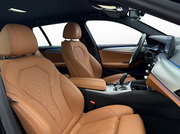 BMW 530e 14 of 30
