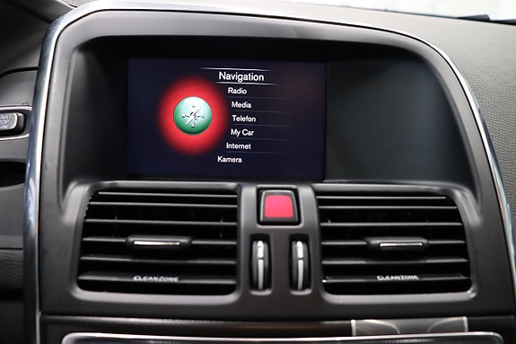 Volvo XC60 19 of 28