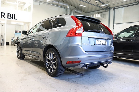 Volvo XC60 4 of 28