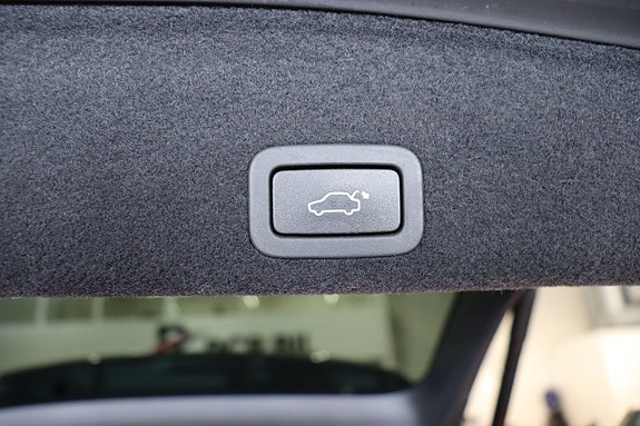 Volvo XC60 7 of 28