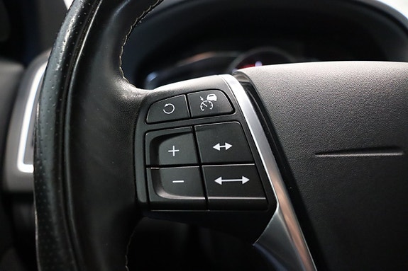 Volvo XC60 22 of 28