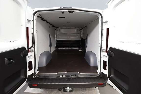 Renault Trafic 7 of 7