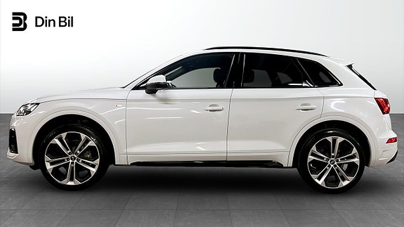Audi Q5 2 of 5