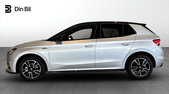 Skoda Fabia 2 of 5