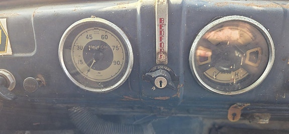 Bedford ML 60 10 of 20