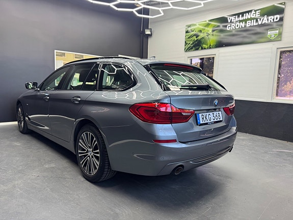BMW 530d 4 of 5