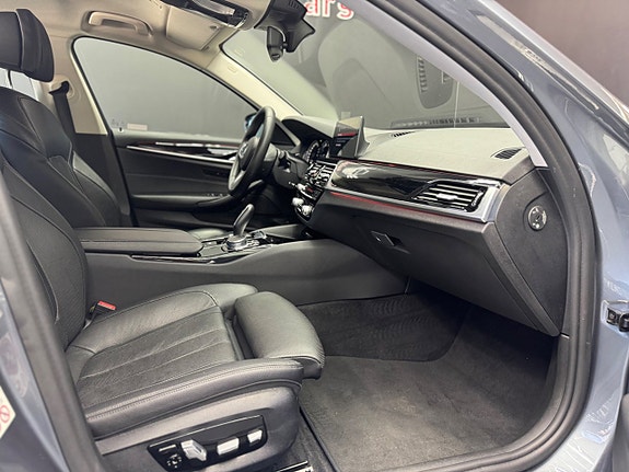 BMW 530d 24 of 30